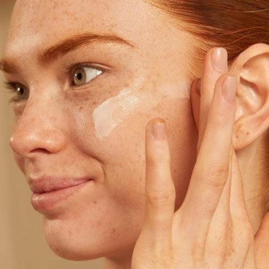 Aloe Soothing Day Cream - Image 3